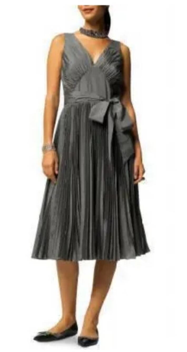 Banana republic Grey Silk Taffeta sleeveless pleated belted dressy Dress size 6